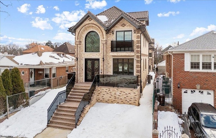 homes for sale in Flushing, NY